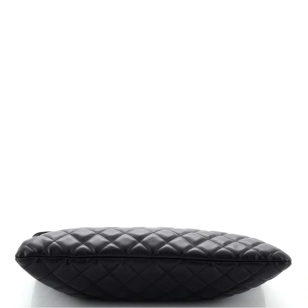 Auth CHANEL Front Pocket O Case Quilted Leather Pouch / Clutch
